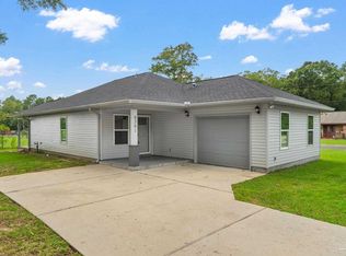 6361 Bayberry St, Milton, FL 32570
