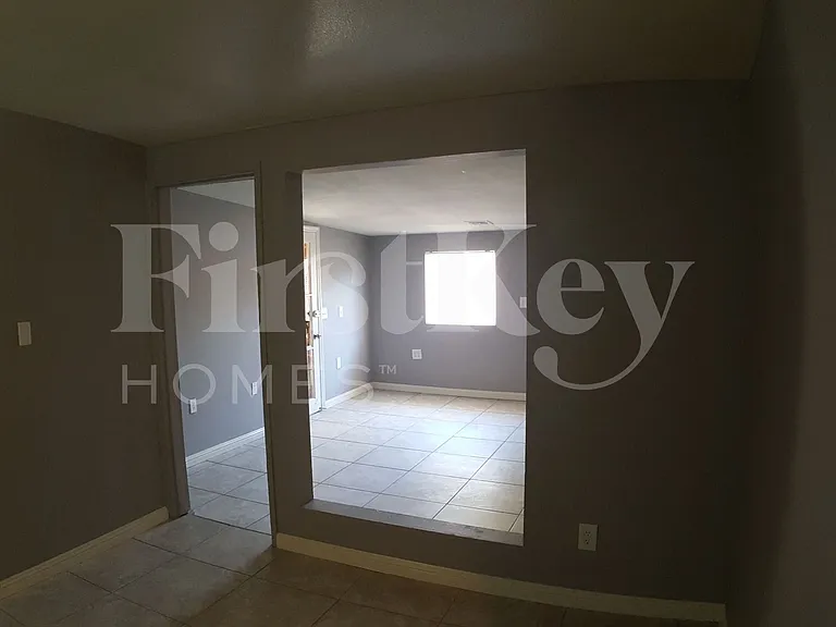 332 Wisteria Ave — Photo 7