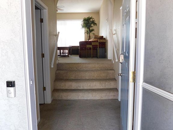 5th image of 781 Papoose Dr