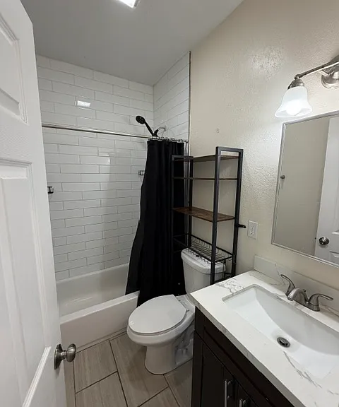 3514 Ocean View Blvd #1 — Photo 6