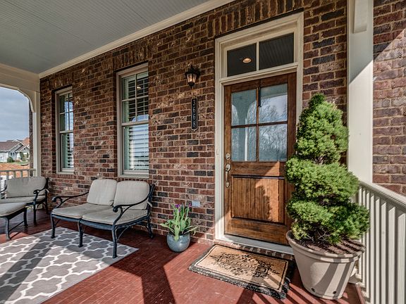 4th image of 3668 Wareham Dr