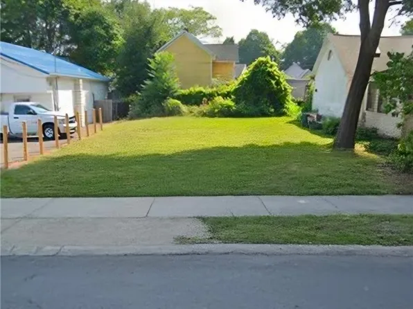 411 S Walnut St, Elmira, NY 14904