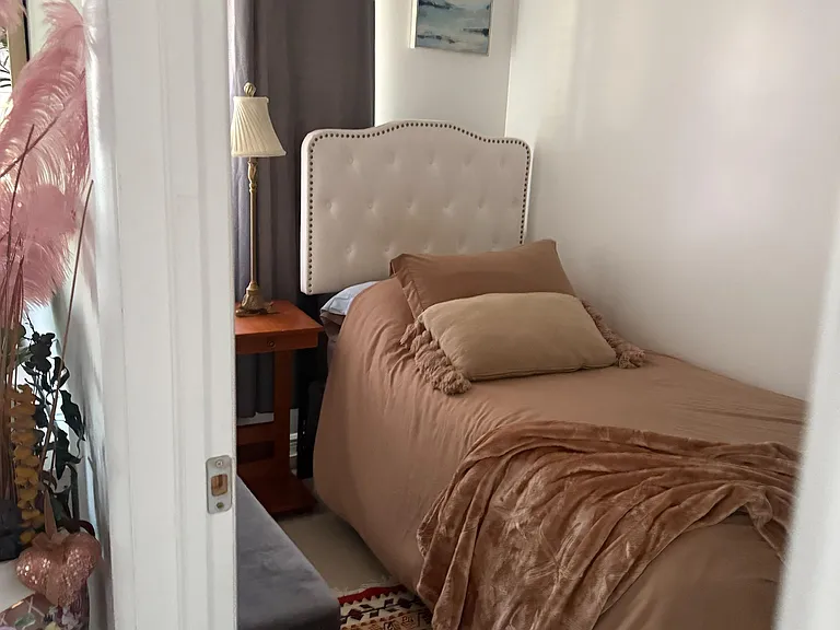 Cozy, comfy, room with TV and closet. Perfect for settling in, but pack lights, so you can relax and enjoy the vibe!
