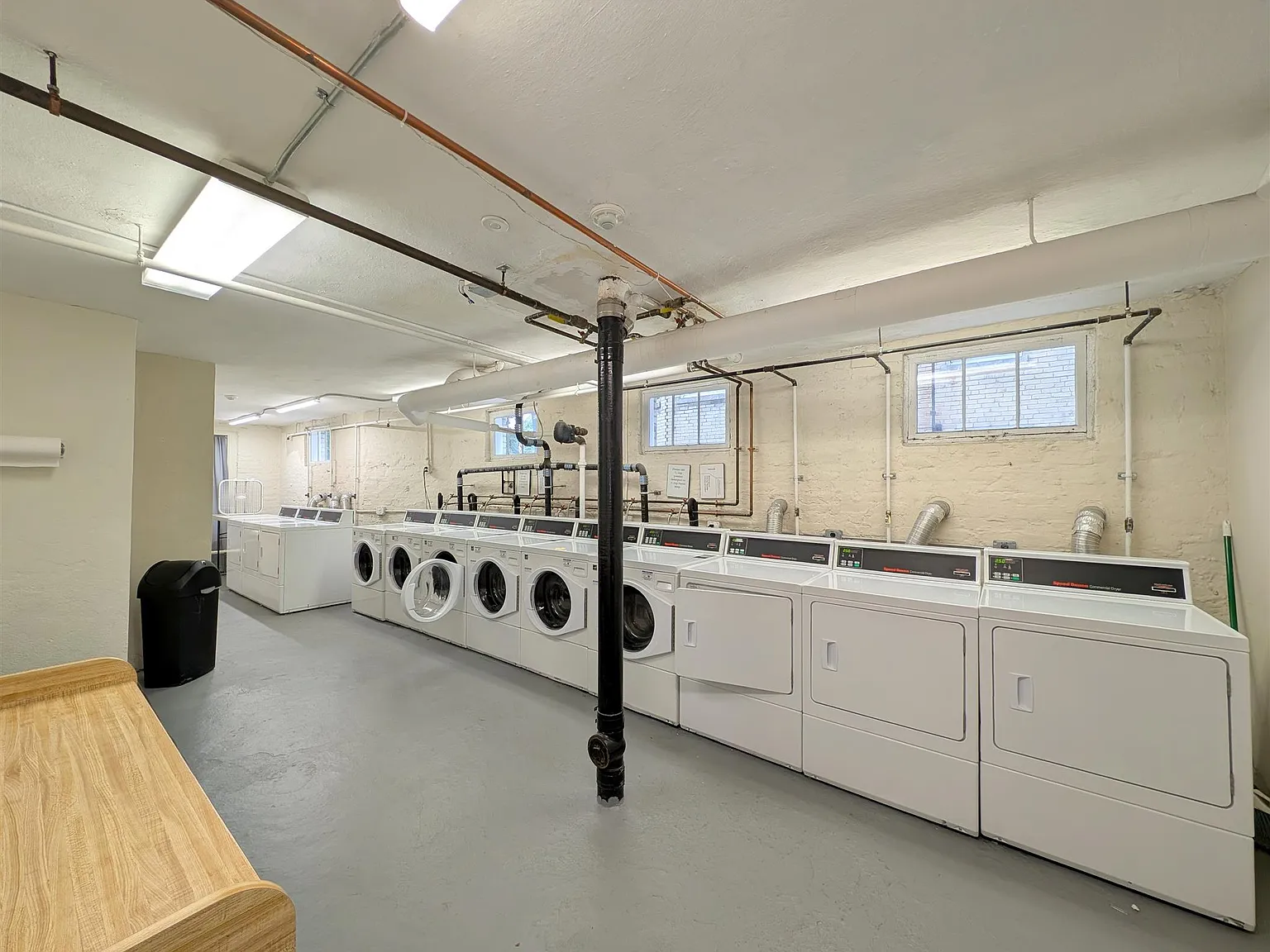 1 bed, 450 sqft, $2,295 — Photo 4