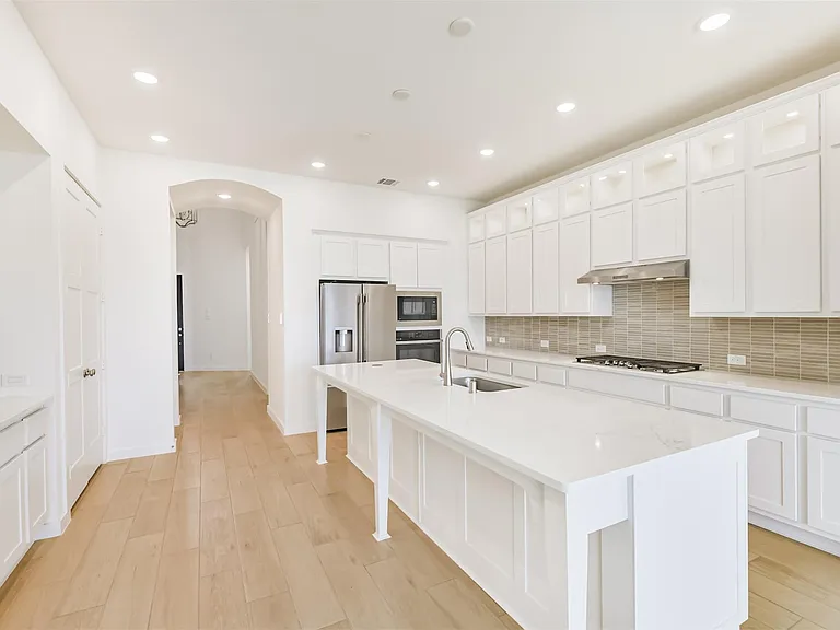 27027 W Rustlers Bnd — Photo 15