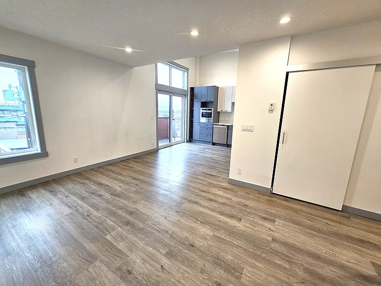 3826 Parkhill Pl SW #304 — Photo 4
