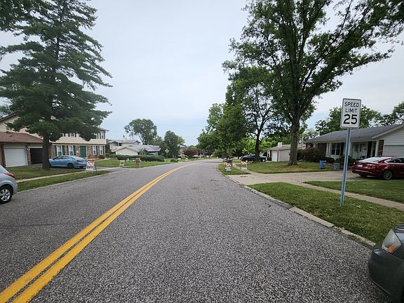 5th image of 2208 Seven Pines Dr