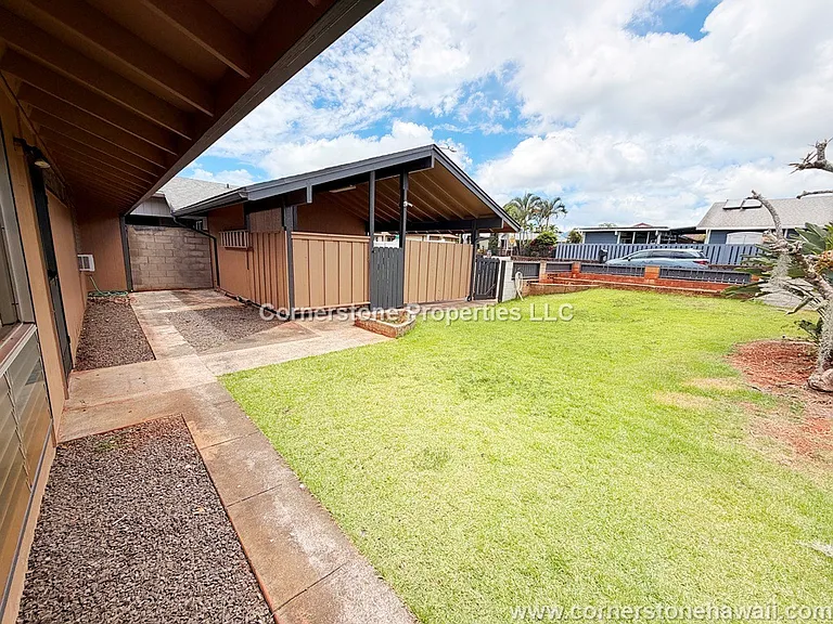 94-211 Keaolani St — Photo 27