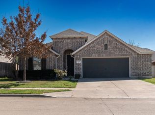 545 Braewick Dr, Fort Worth, TX 76131