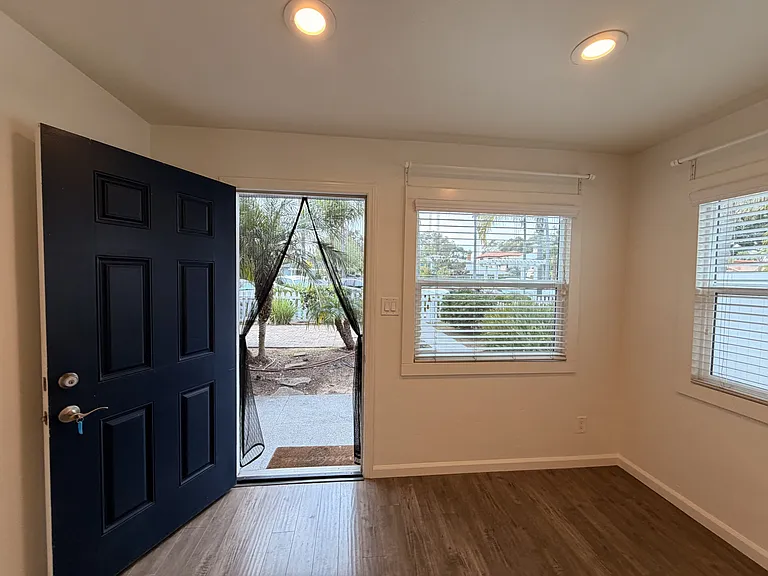 161 D Ave #1 — Photo 3