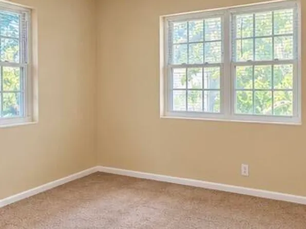 3040 Walton St APT 4, Jacksonville, FL 32207