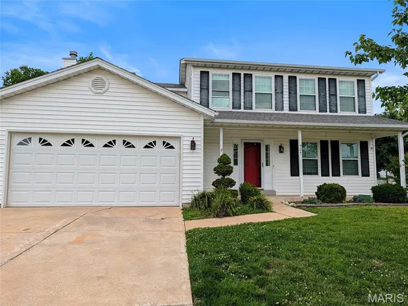 905 Lands End Cir, Saint Charles, MO 63304