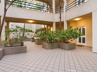 14415 Benefit St APT 101, Sherman Oaks, CA 91423