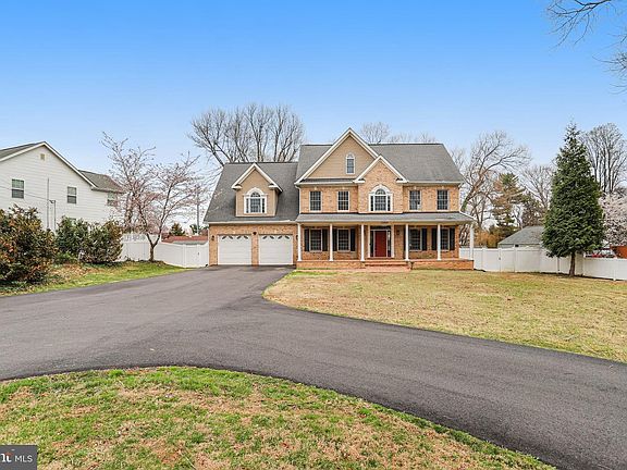 3rd image of 13307 Bregman Rd