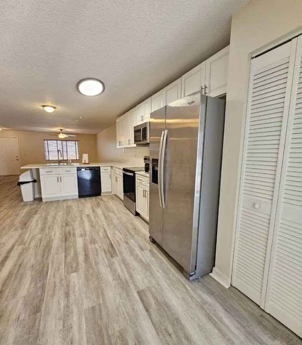 3 bed, 1600 sqft, $2,500 — Photo 3