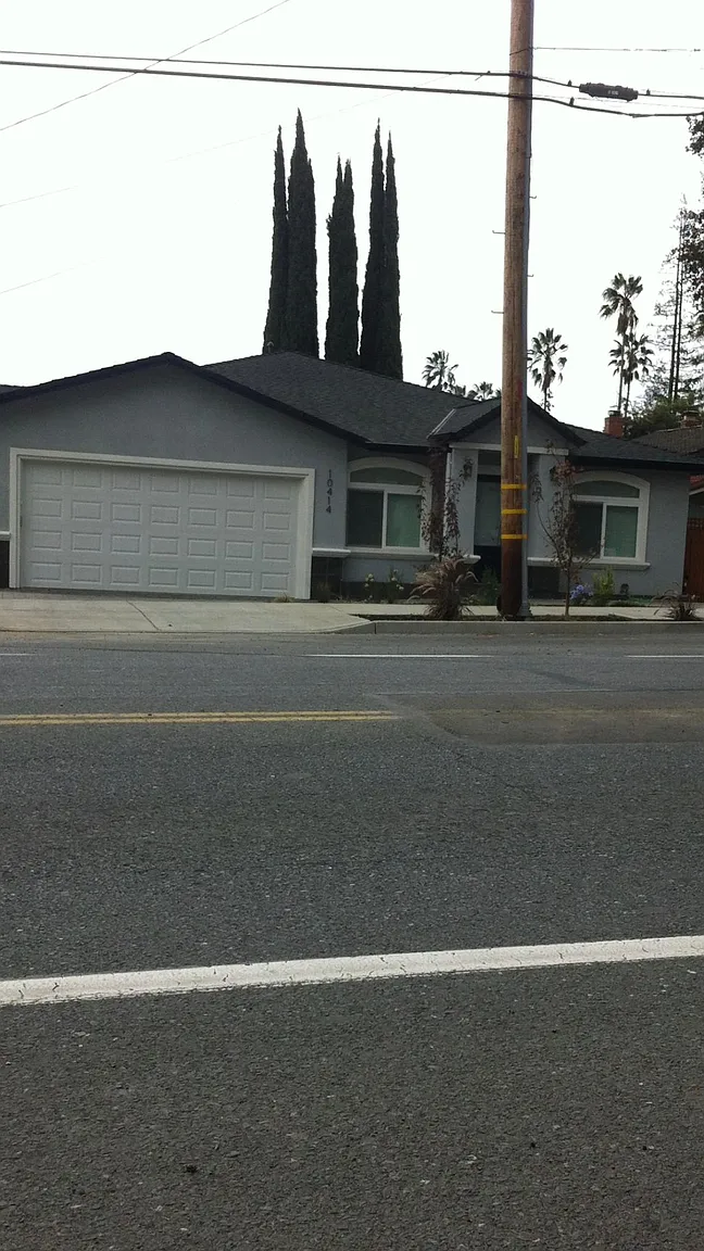 10414 S Foothill Blvd photo 1