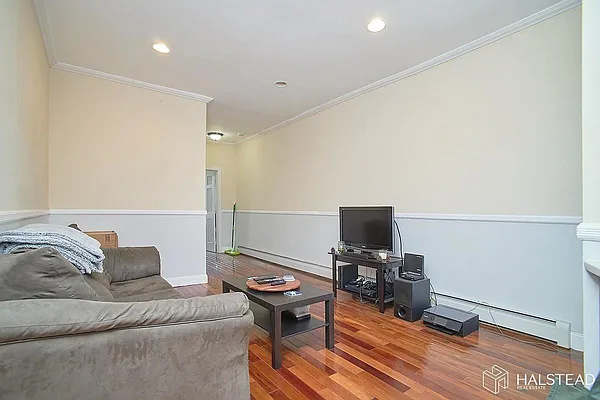 Rented by Halstead Real Estate | media 11