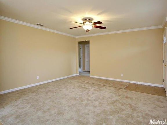 5th image of 4443 Arrowood Ct