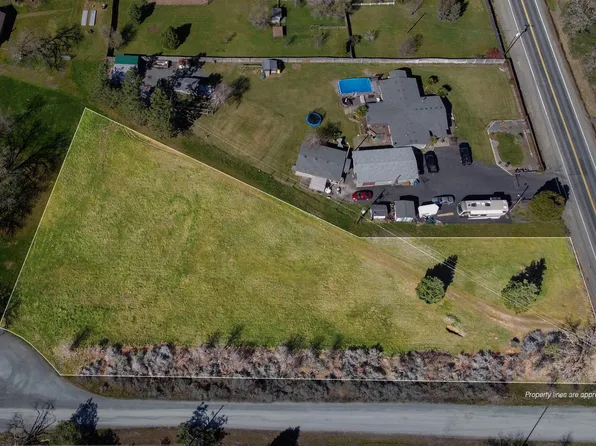 85 Kolkana Way, Grants Pass, OR 97526