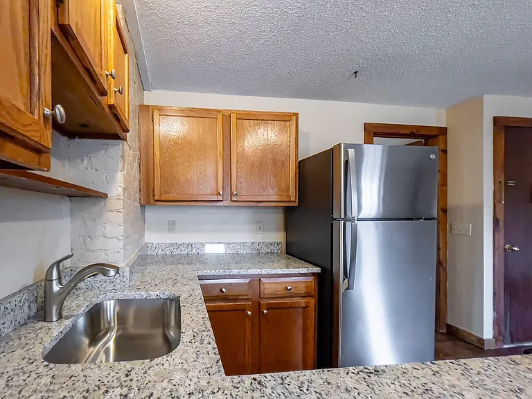 Millpond Apartments — Photo 14