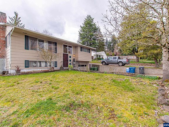 2nd image of 1290 Madrona Ave SE