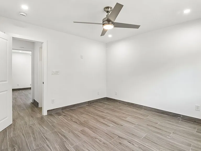 Garrison Townhome Apartments — Photo 46