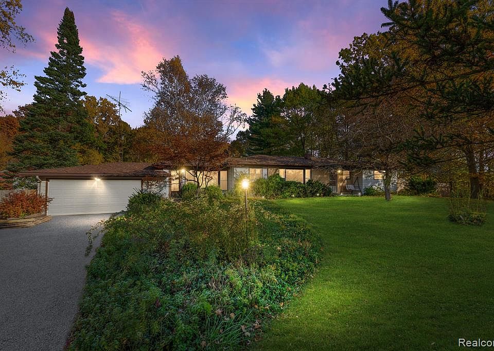 1146 N Youngs Rd, Attica, MI 48412 Zillow