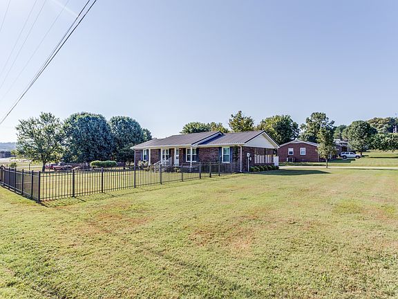3rd image of 201 Christy Ln