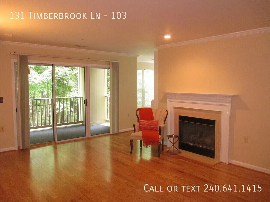 Building Photo - 131 Timberbrook Ln #103