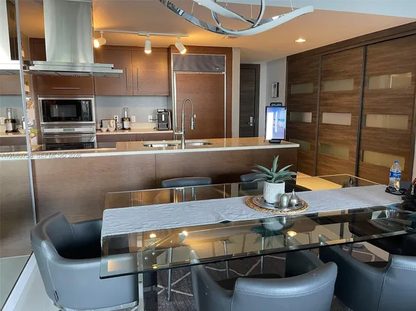 495 Brickell Ave, Miami, FL