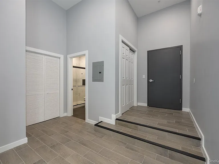 126 Innis Ave #2-1 — Photo 6