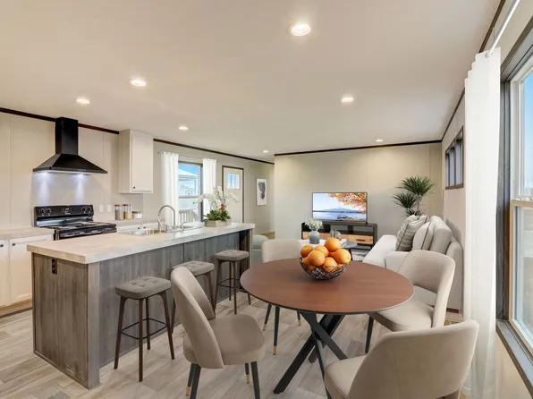 Colossal Plan, Rancho Serenidad