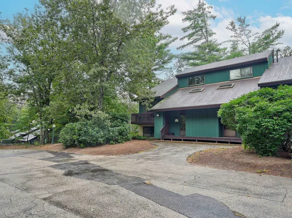 140 Stonehurst Manor Road #8A, Conway, NH 03860