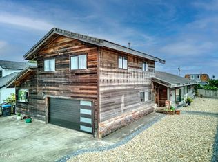 101 Ebbing Way, Fort Bragg, CA 95437
