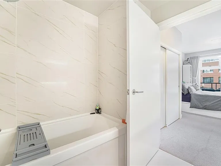 9333 Tomicki Ave #402 — Photo 15