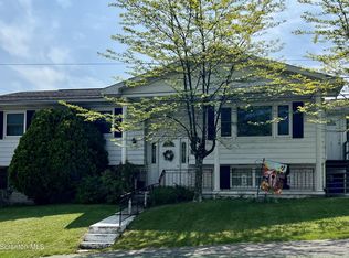 4 Butler St, Old Forge, PA 18518