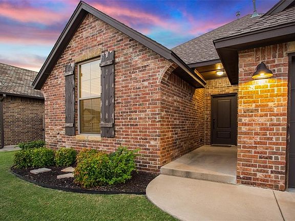 3rd image of 14605 Harli Ln