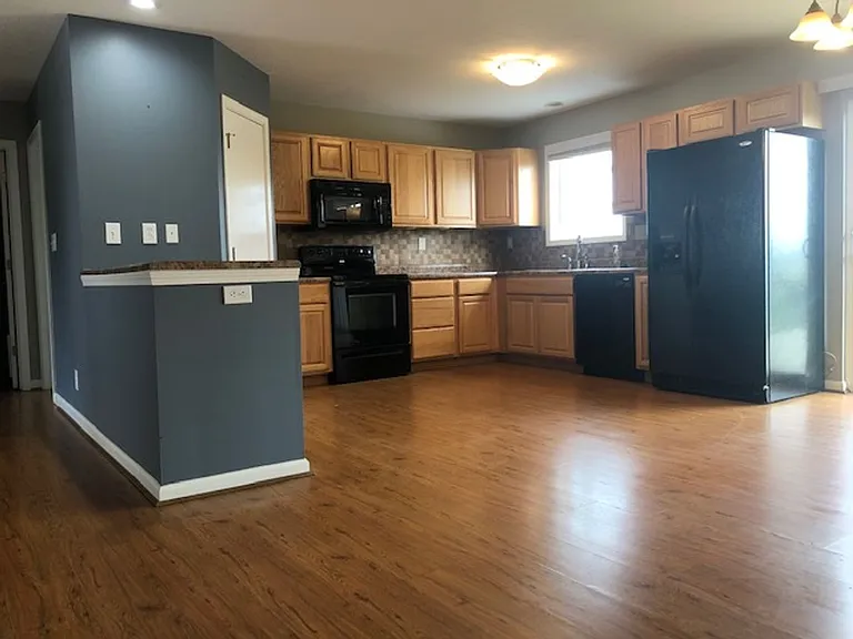 3839 Amethyst Ct — Photo 7