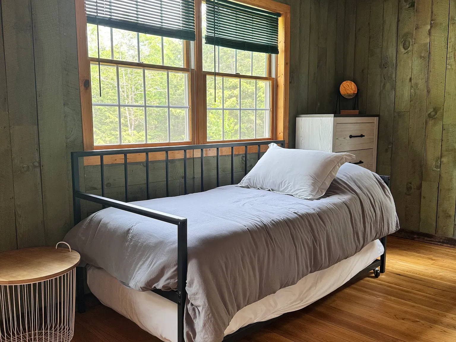 Studio, 1400 sqft, $2,195 — Photo 3
