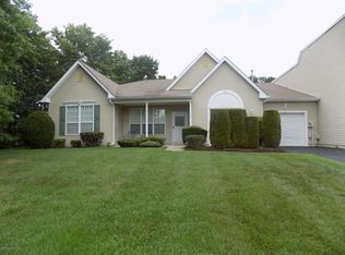 6 Foxwood Rd, Lakewood, NJ 08701