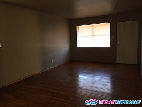 2nd image of 10833 Glen Garry Rd