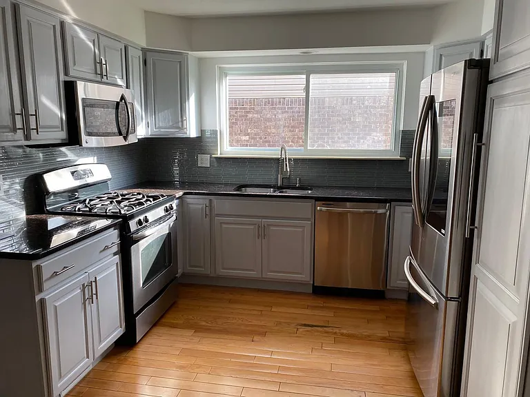 1841 Crimson Dr — Photo 9