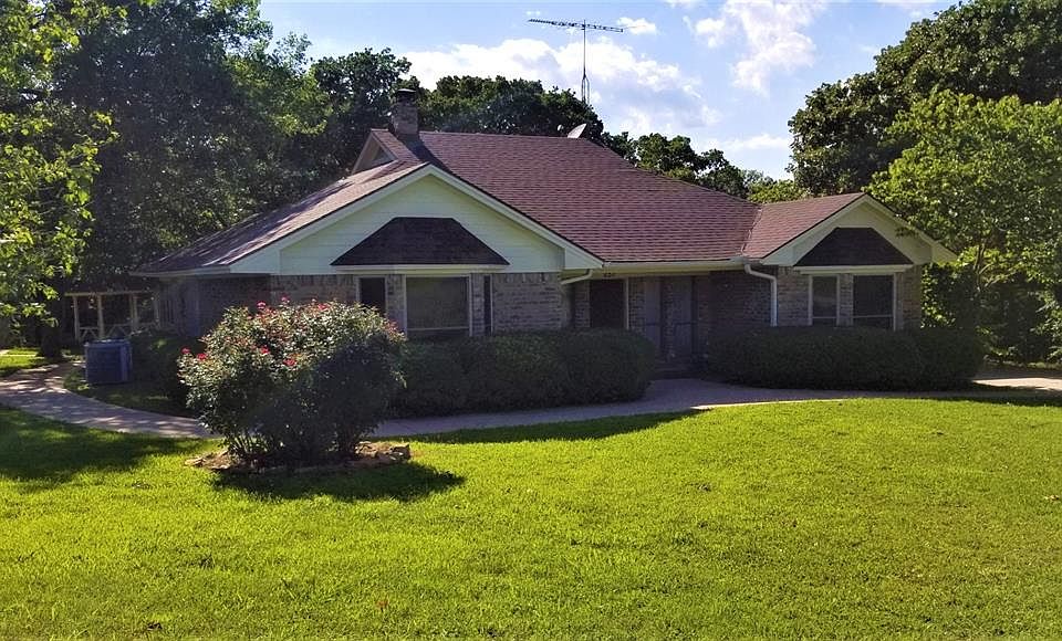 1st image of 251 E Fox Creek Ln