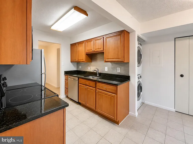 10204 Bushman Dr #324 — Photo 4