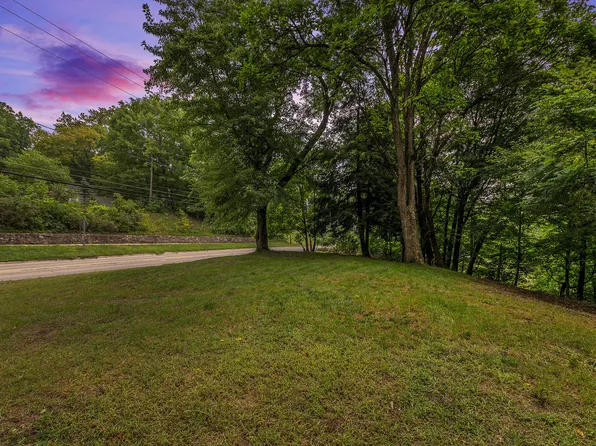 451 N Main St, Allegan, MI 49010