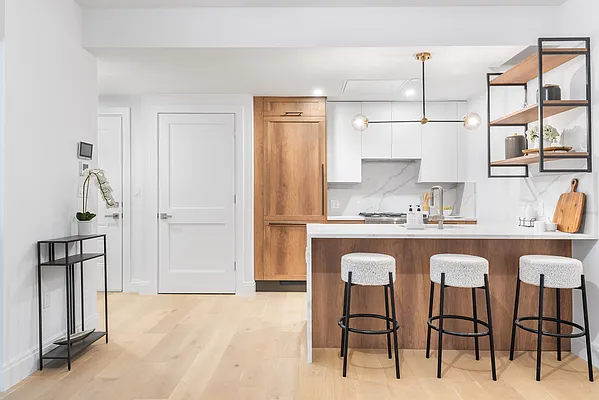 Sold by SERHANT. | media 6