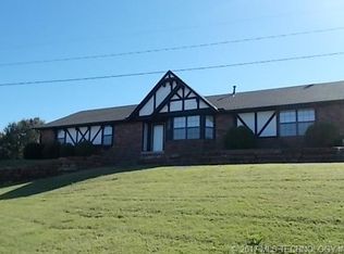 19080 Ridge Rd, Catoosa, OK 74015