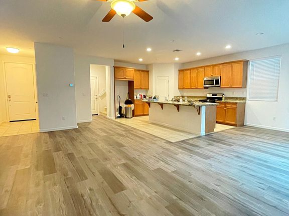 2nd image of 5368 Sable Wood Ln