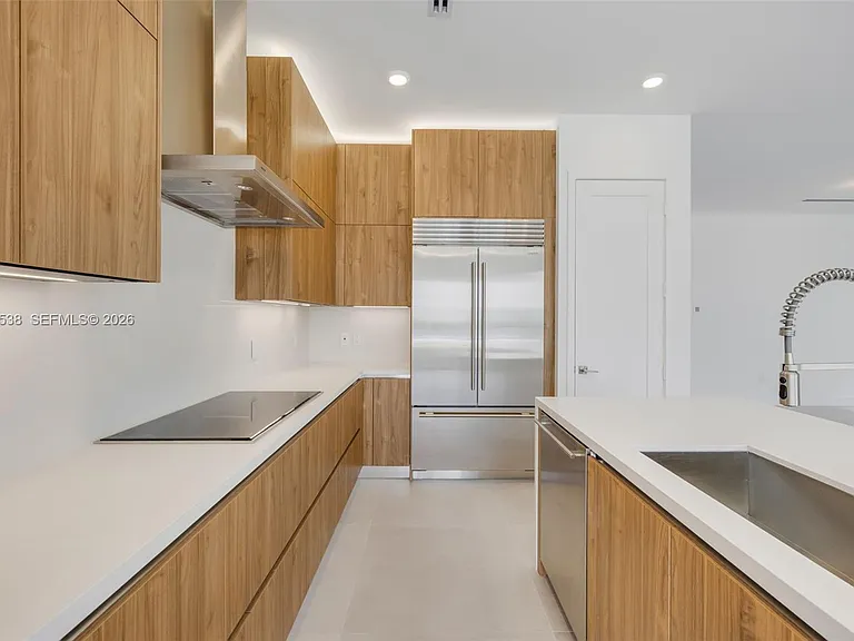 19670 NE 14th Ct — Photo 19
