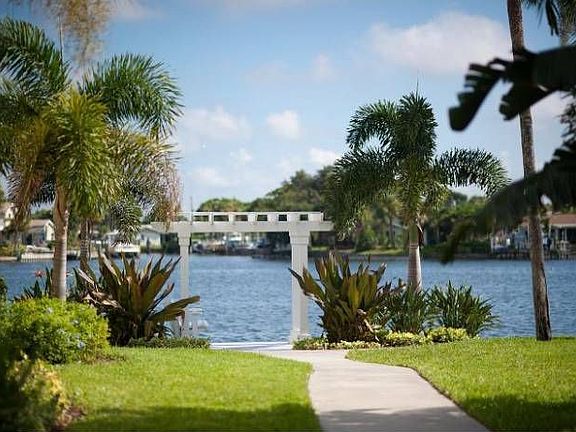 Waterfront Arbors